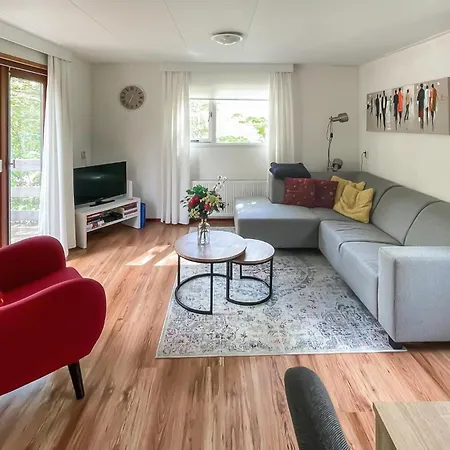 Kemping 2 Bedroom Lovely Stacaravan In Epe